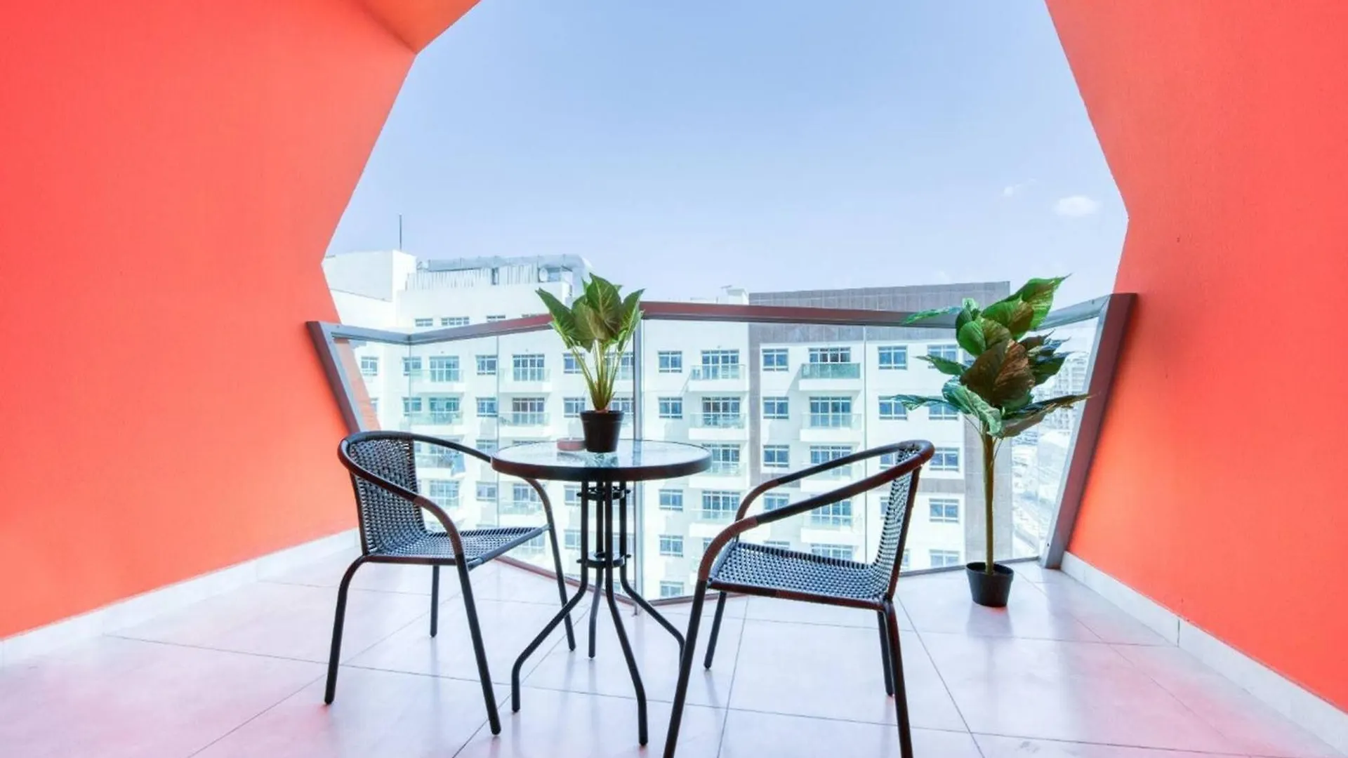 Gorgeous Posh Studio Apartments Dubai