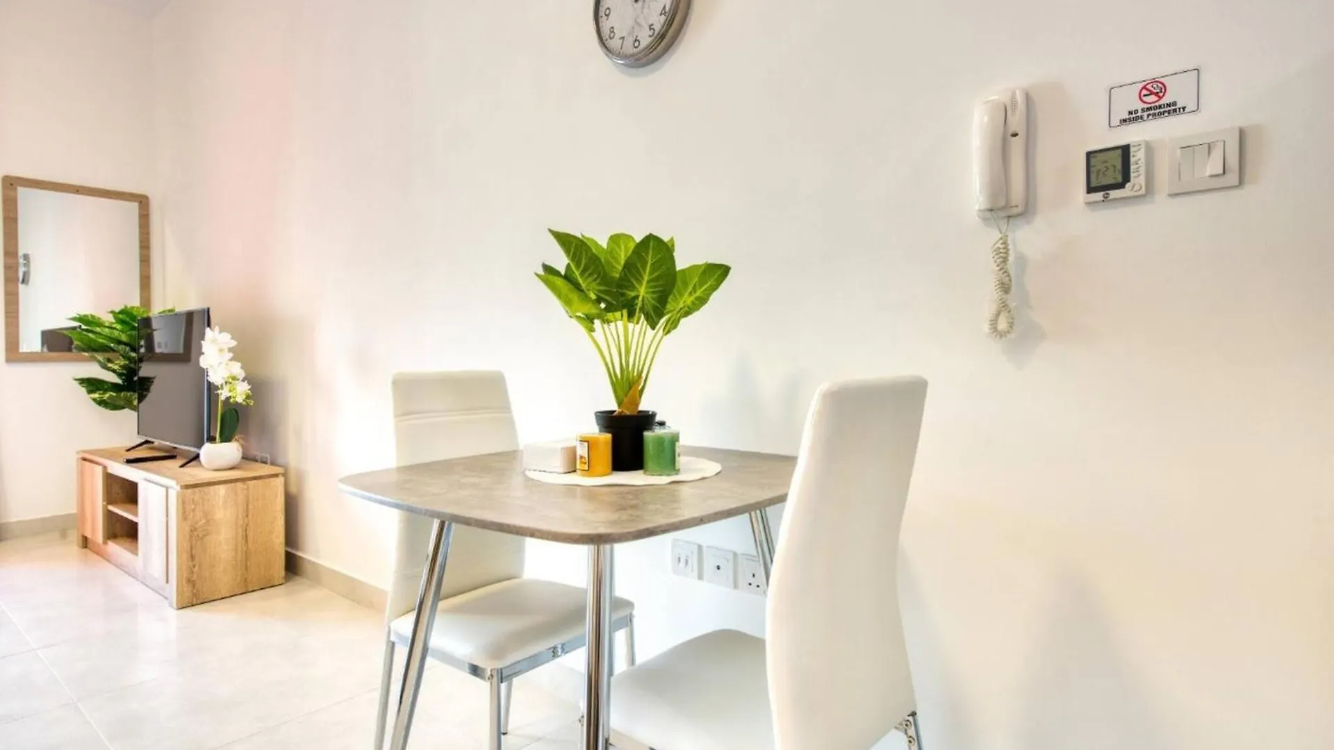 Gorgeous Posh Studio Apartments Dubaj Egyesült Arab Emírségek